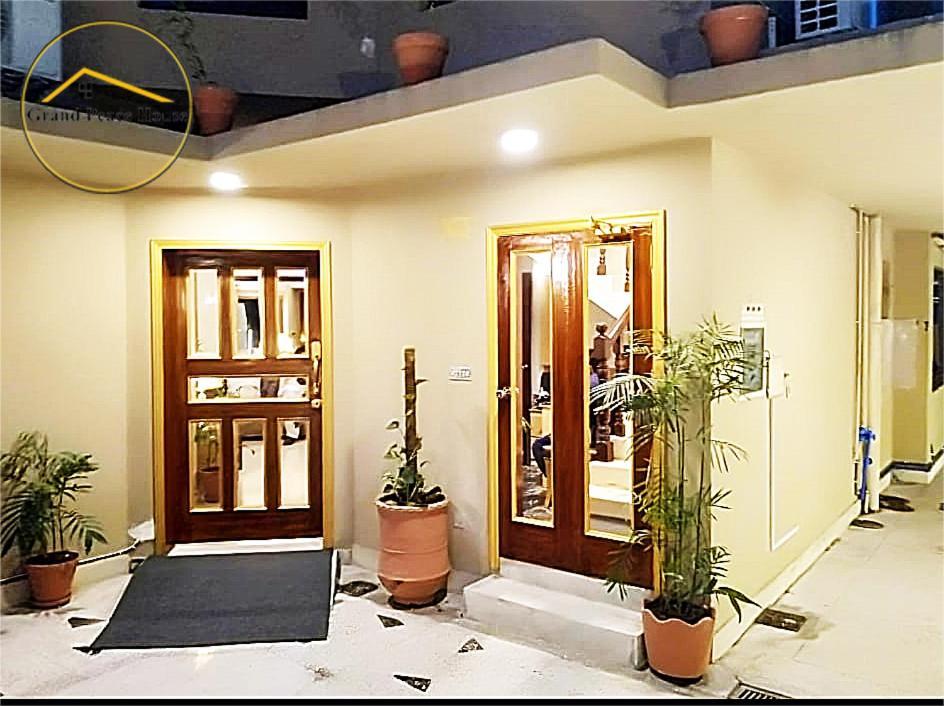 Grand Peace House II Bed & Breakfast อิสลามาบัด ภายนอก รูปภาพ