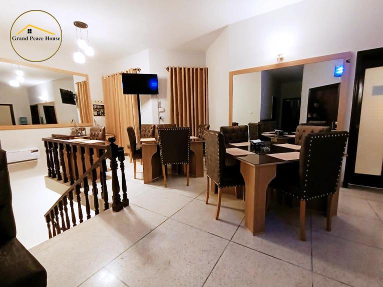 Grand Peace House II Bed & Breakfast อิสลามาบัด ภายนอก รูปภาพ