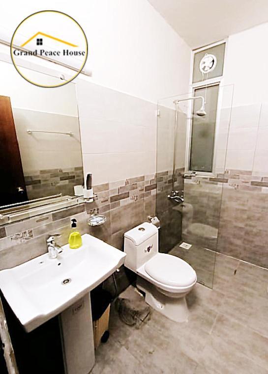 Grand Peace House II Bed & Breakfast อิสลามาบัด ภายนอก รูปภาพ